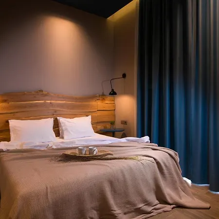 On The Rocks Aparthotel