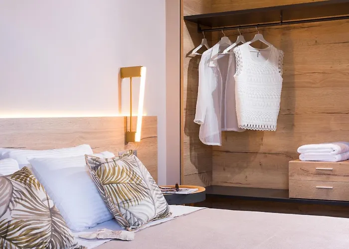 Lägenhetshotell On The Rocks 3*