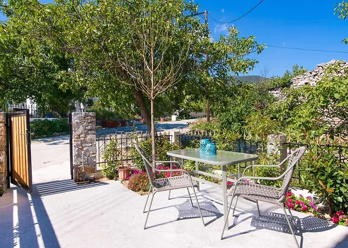 Lägenhetshotell On The Rocks Theologos (Thasos)