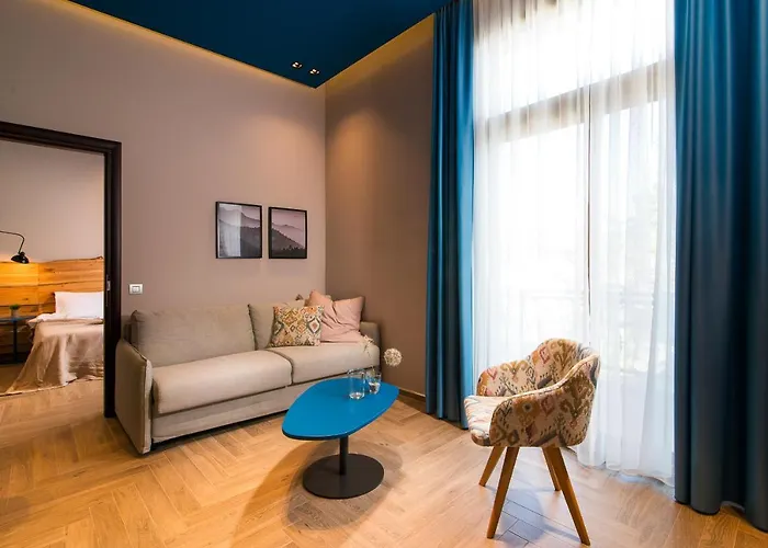 On The Rocks Apart Otel 3*