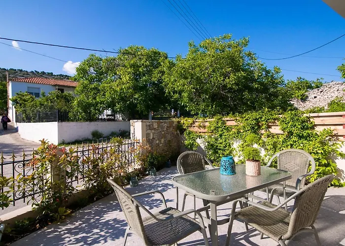 Lägenhetshotell On The Rocks Theologos (Thasos)